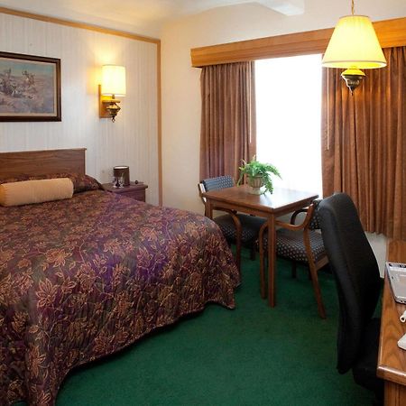 O'Haire Motor Inn Грейт-Фоллс Екстер'єр фото