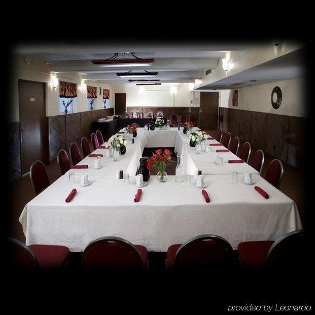 O'Haire Motor Inn Грейт-Фоллс Екстер'єр фото