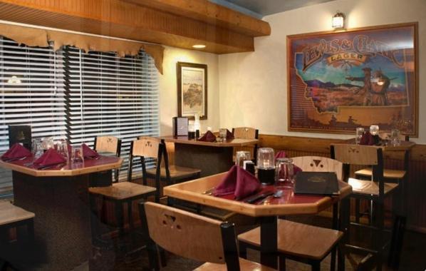 O'Haire Motor Inn Грейт-Фоллс Екстер'єр фото